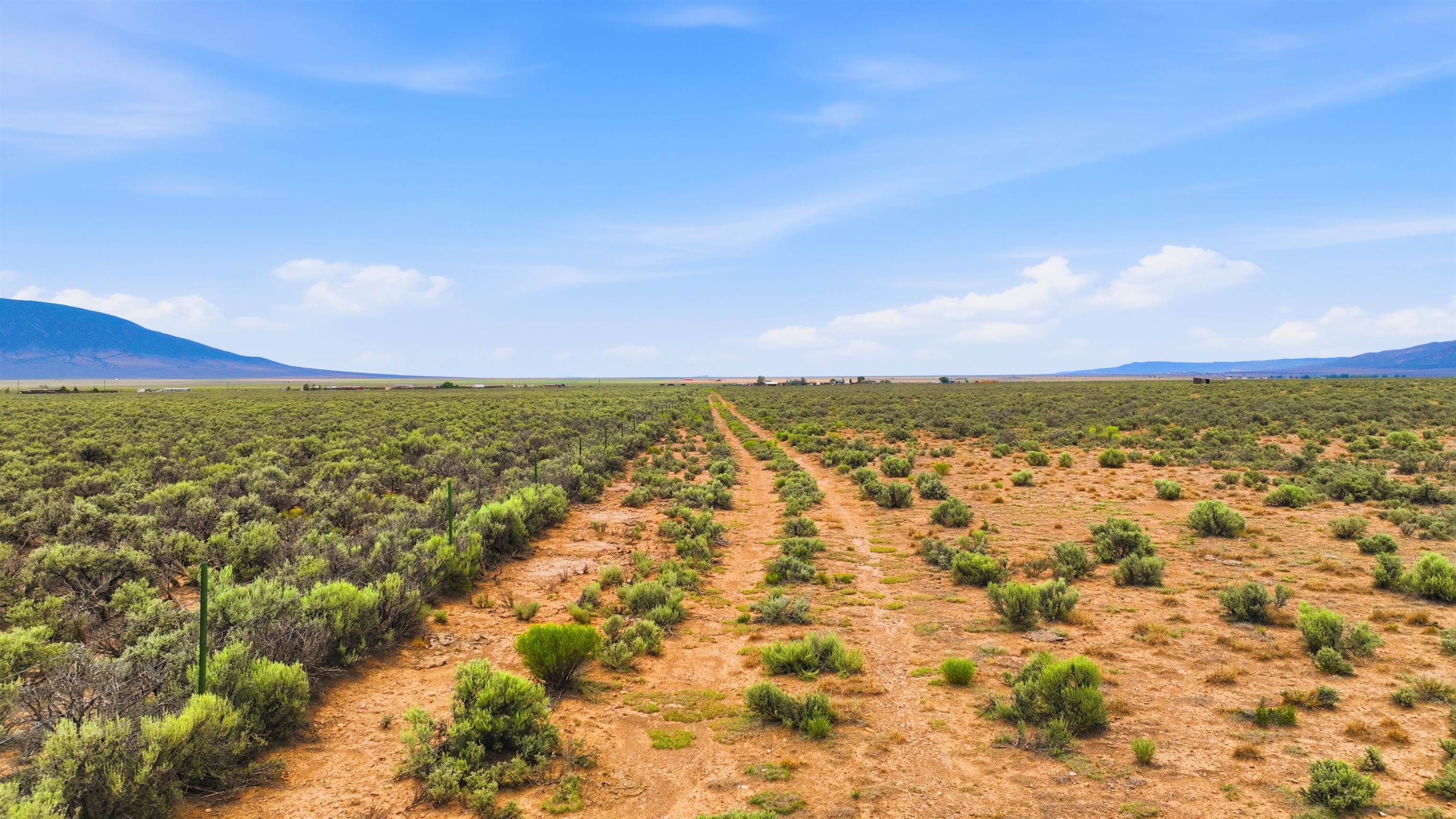 80 Sunshine Valley Road Cerro, NM 87519 - Photo 5 of 18 Gallery Image 5