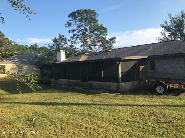 701 Furth Road Northwest Palm Bay, FL 32907 - Photo 9 of 23 IMG_1561