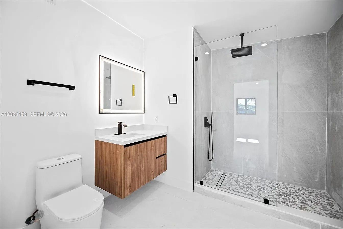 10000 Southwest 43rd Street Miami, FL 33165 - Photo 13 of 21
