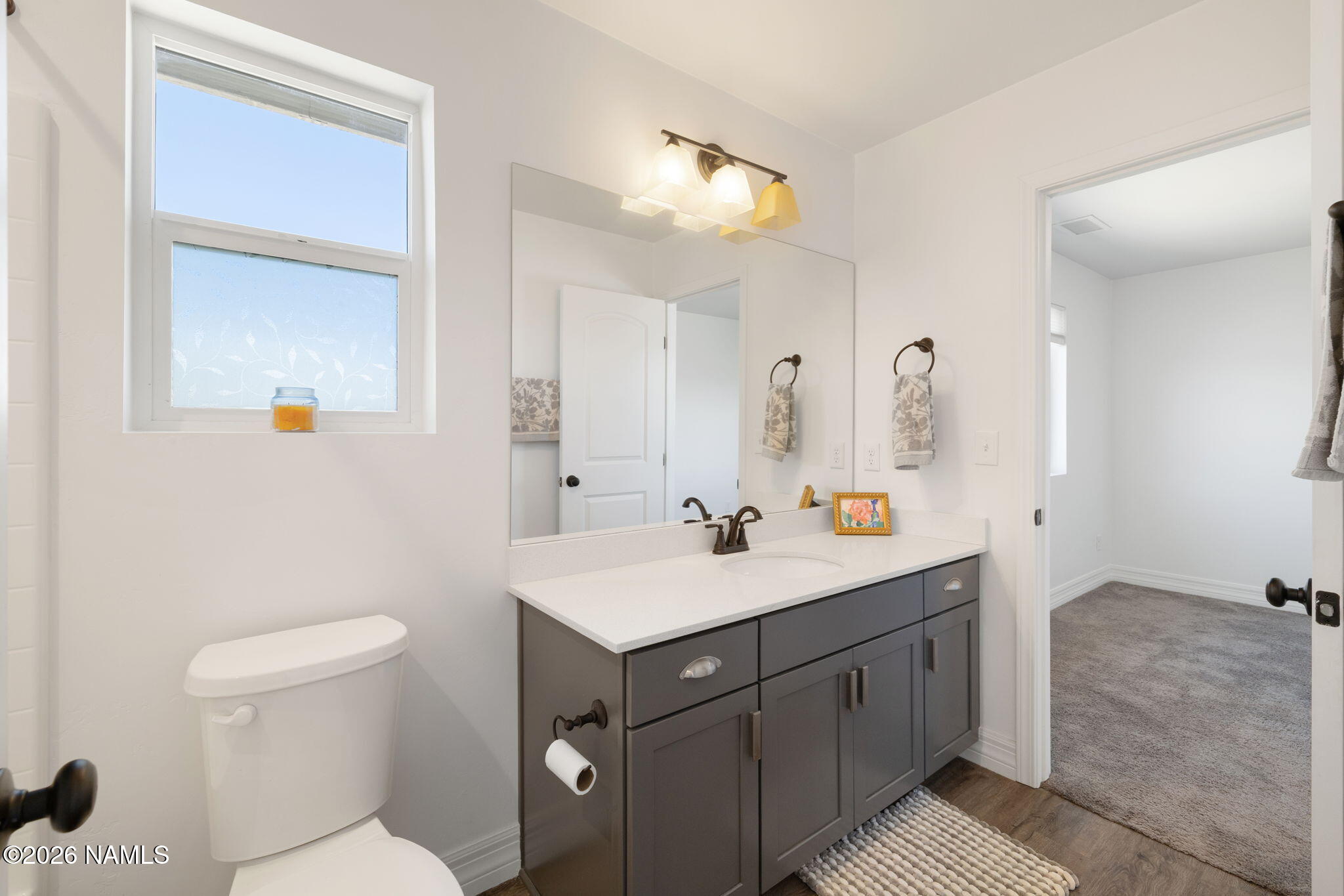 11951 Hydrus Road Bellemont, AZ 86015 - Photo 41 of 47 Jack and Jill Bathroom Upstairs