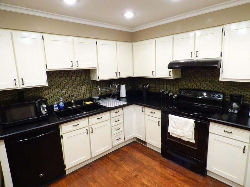 2227 East High Street Springfield, OH 45505 - Photo 7 of 22