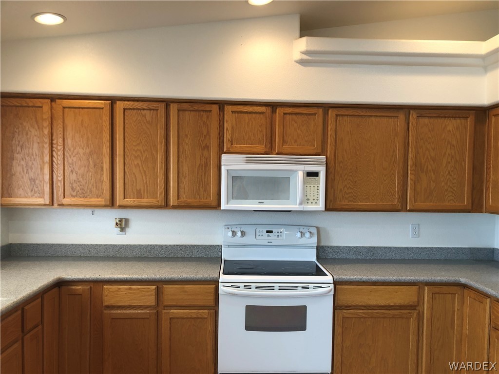 975 South La Palma Road Golden Valley, AZ 86413 - Photo 5 of 21 Gallery Image 5