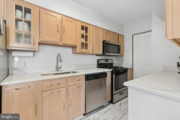 $399,000 | 300 Forbes Street, Unit J, Annapolis, MD 21401
