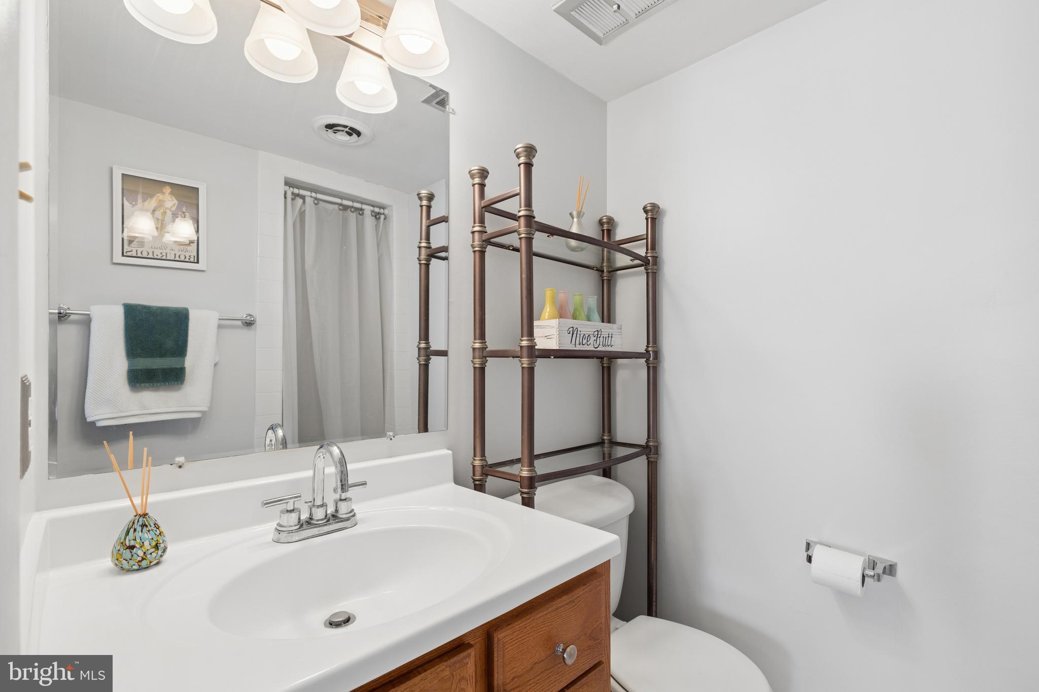 300 Forbes Street, Unit J Annapolis, MD 21401 - Photo 23 of 39