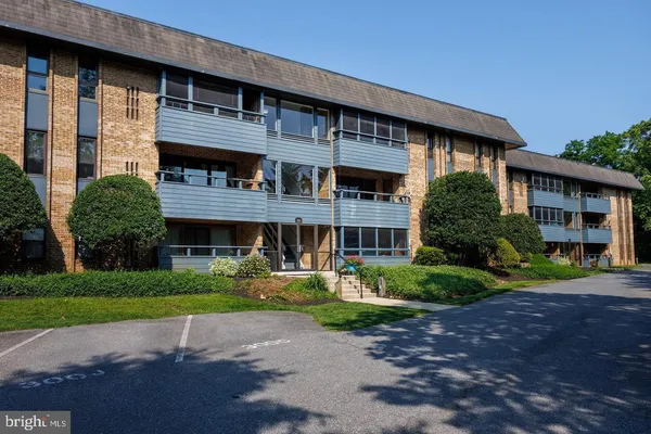 $399,000 | 300 Forbes Street, Unit J, Annapolis, MD 21401