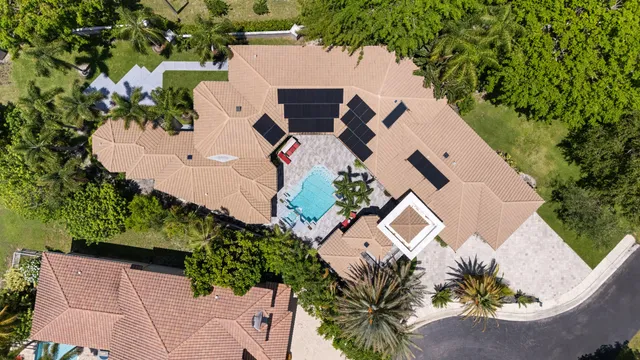 $1,999,999 | 6595 Northwest 32nd Terrace, Boca Raton, FL 33496