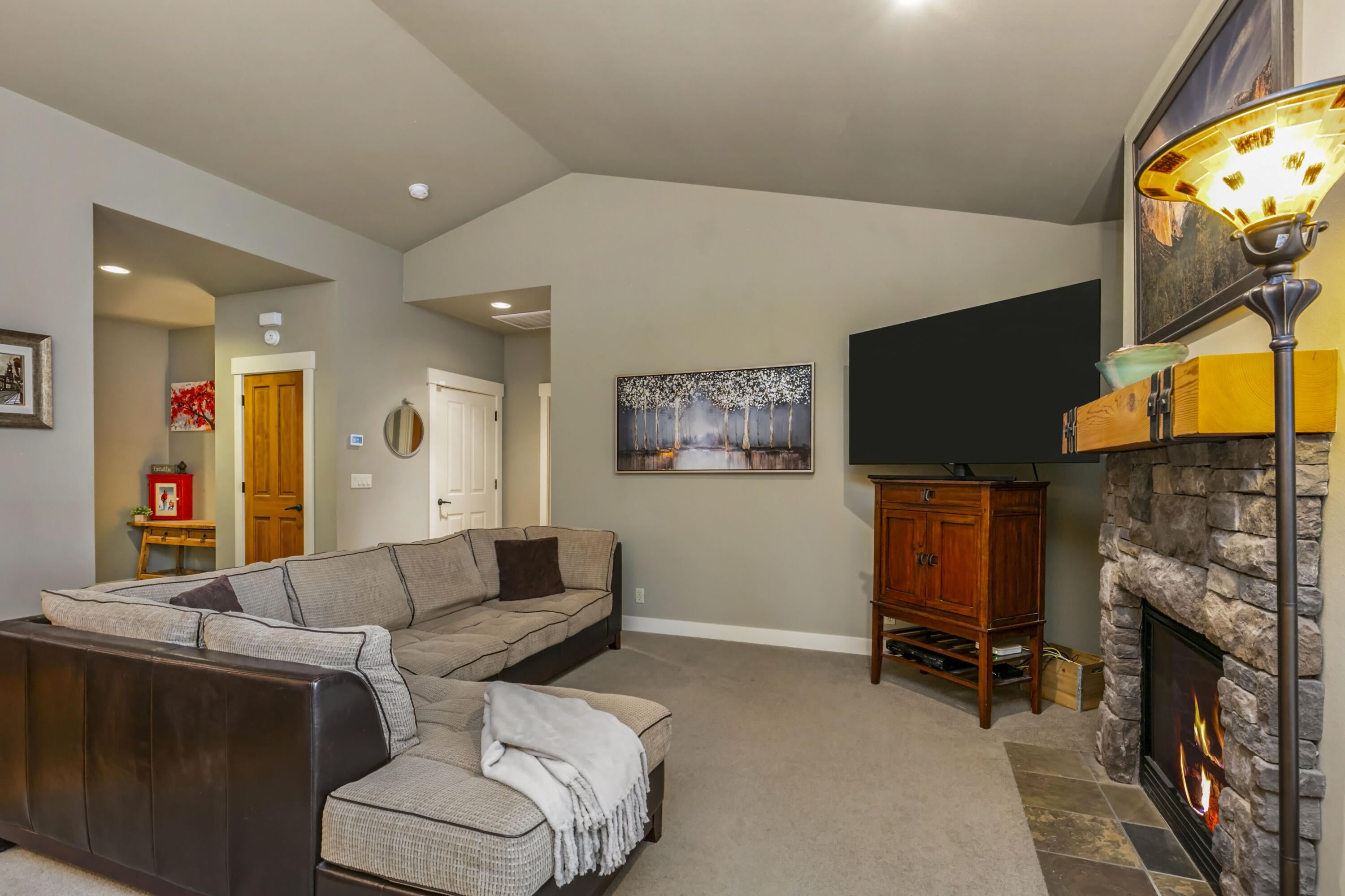61442 Linton Loop Bend, OR 97702 - Photo 15 of 20 61442 Linton Lp_013