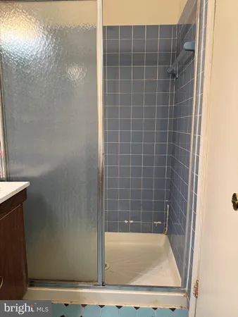 a bathroom with a bath tub