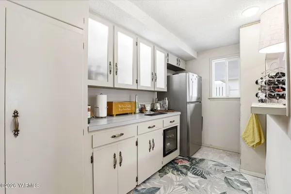 $615,000 | 212 South 46th Avenue, Yakima, WA 98908