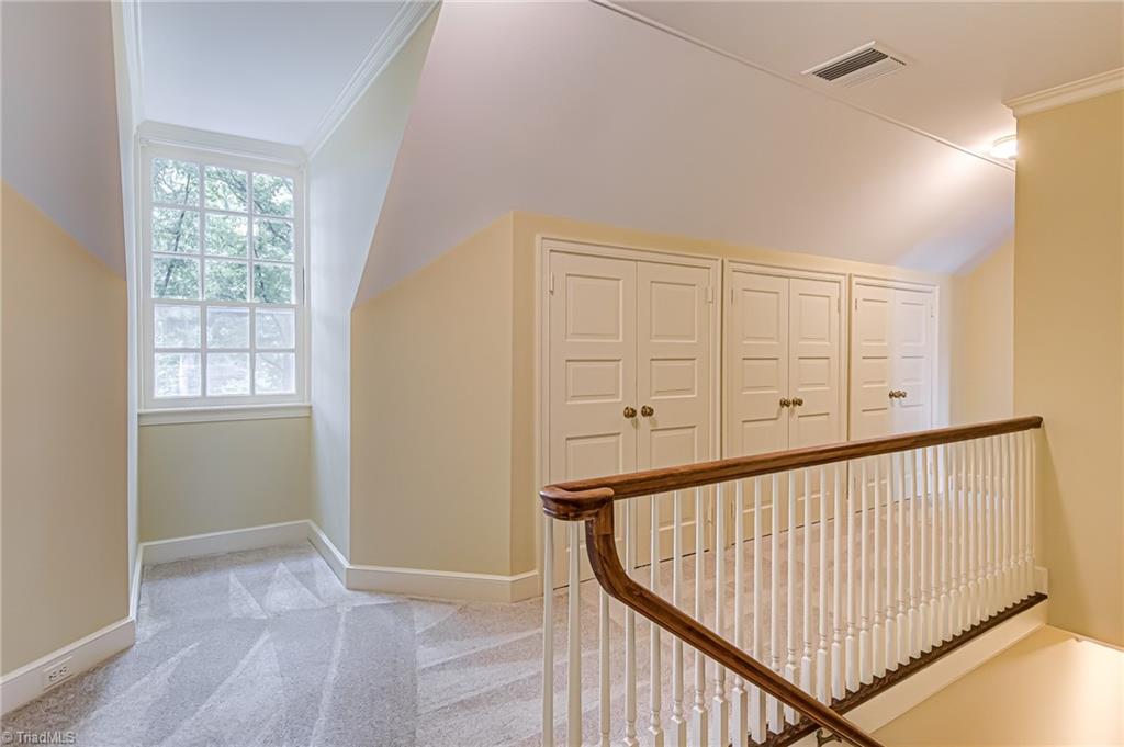 355 Stratford Road Northwest Winston-Salem, NC 27104 - Photo 23 of 43