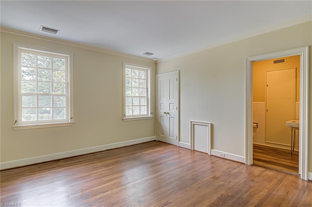 355 Stratford Road Northwest Winston-Salem, NC 27104 - Photo 24 of 43