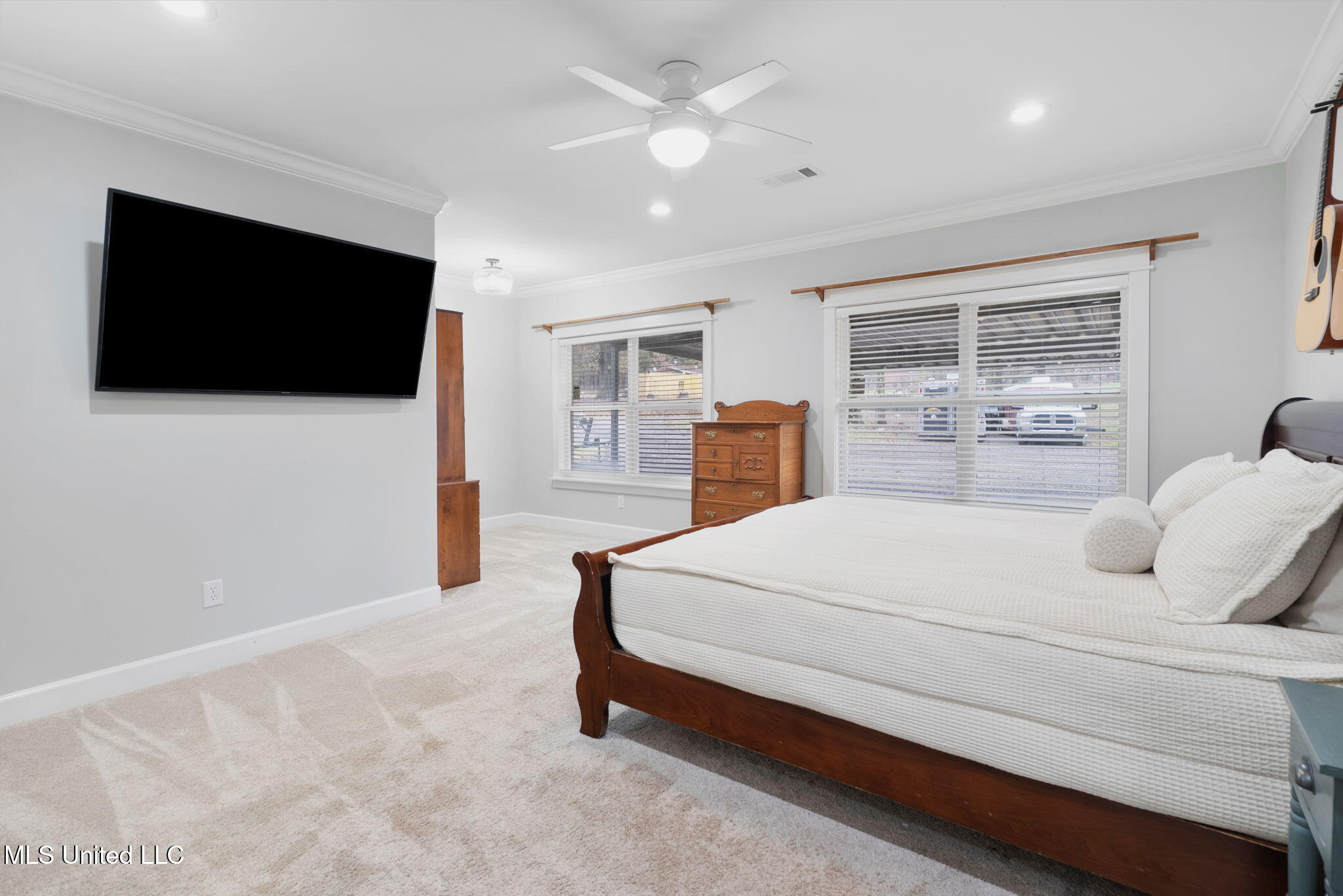 25 Robertson Road South Hernando, MS 38632 - Photo 12 of 32 12-web-or-mls-25 Robertson Rd S%0A-11