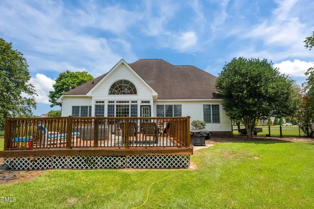 a outdoor view with a sitting space