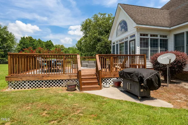 a view of outdoor space