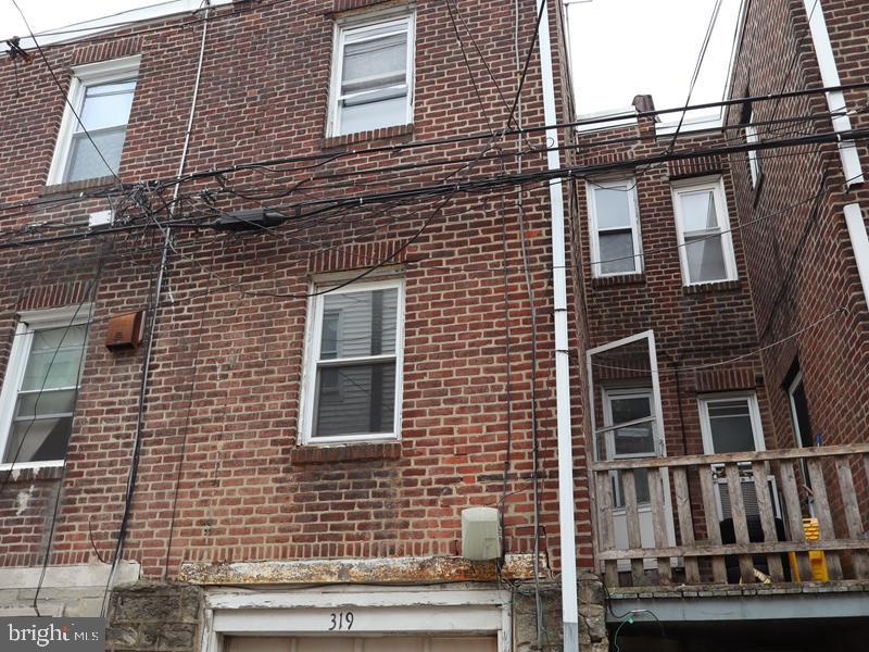 319 Avon Road Upper Darby, PA 19082 - Photo 9 of 26 Gallery Image 9