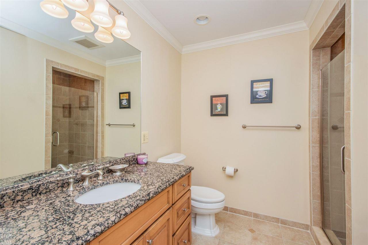 1015 Yorkshire Road Grosse Pointe Park, MI 48230 - Photo 23 of 40