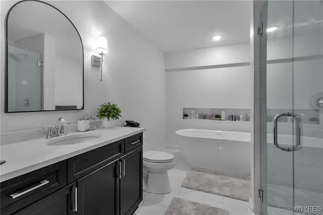 $699,900 | 101 California Drive, Unit A, Amherst, NY 14221