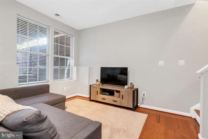 43173 Riders Square Ashburn, VA 20148 - Photo 25 of 35 Lower level rec room