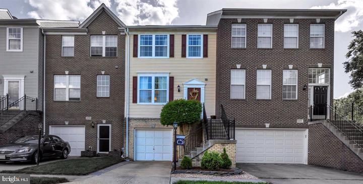 43173 Riders Square Ashburn, VA 20148 - Photo 35 of 35 Full size drive way for extra parking