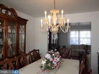 27 Buttonwood Road Stratford, NJ 08084 - Photo 2 of 6