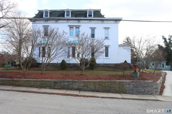 $1,595 | 40 Franklin Street, New London, CT 06320