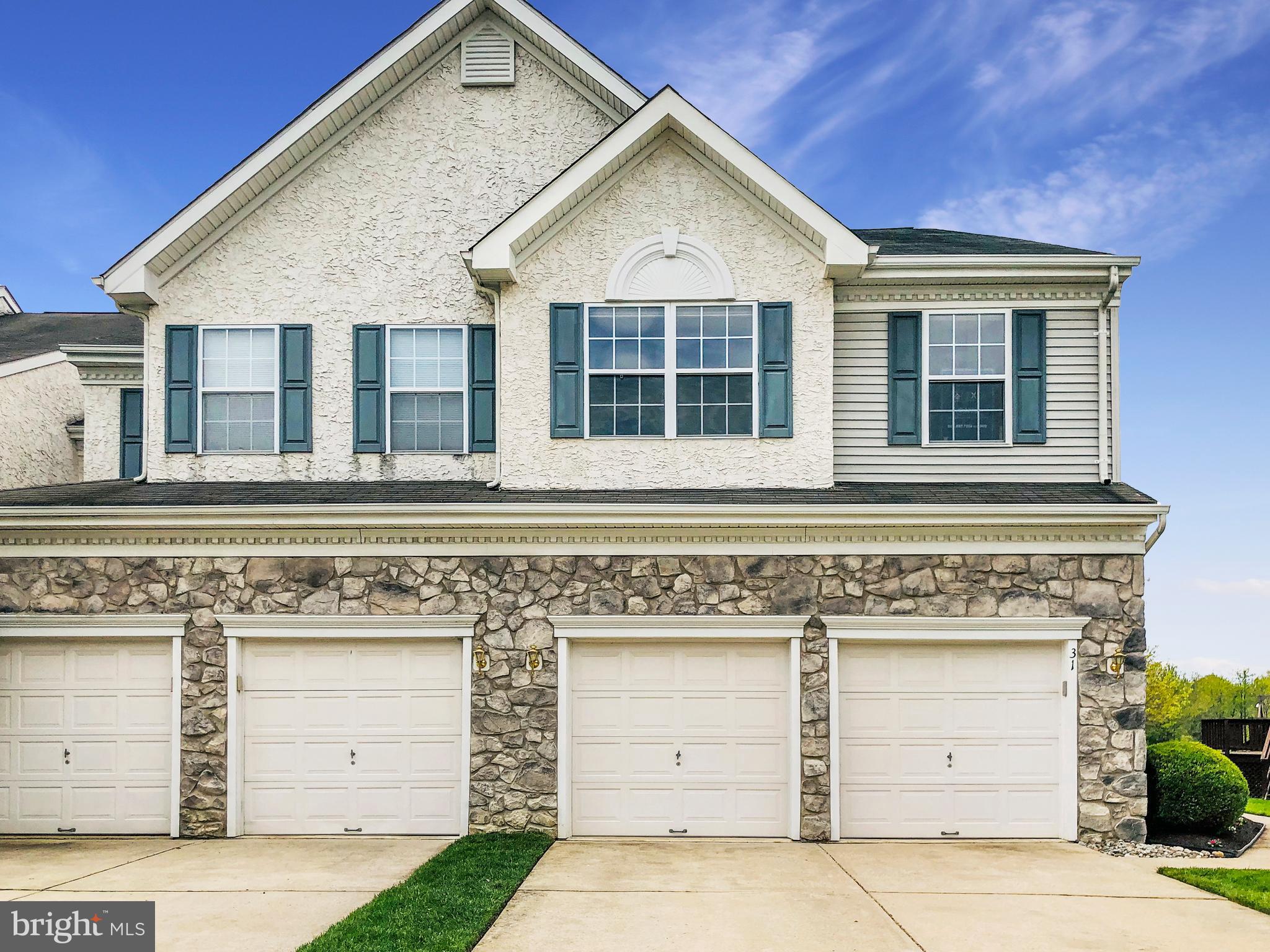 31 Chapel Hill Road Mount Laurel, NJ 08054 - Photo 1 of 33 Gallery Image 1