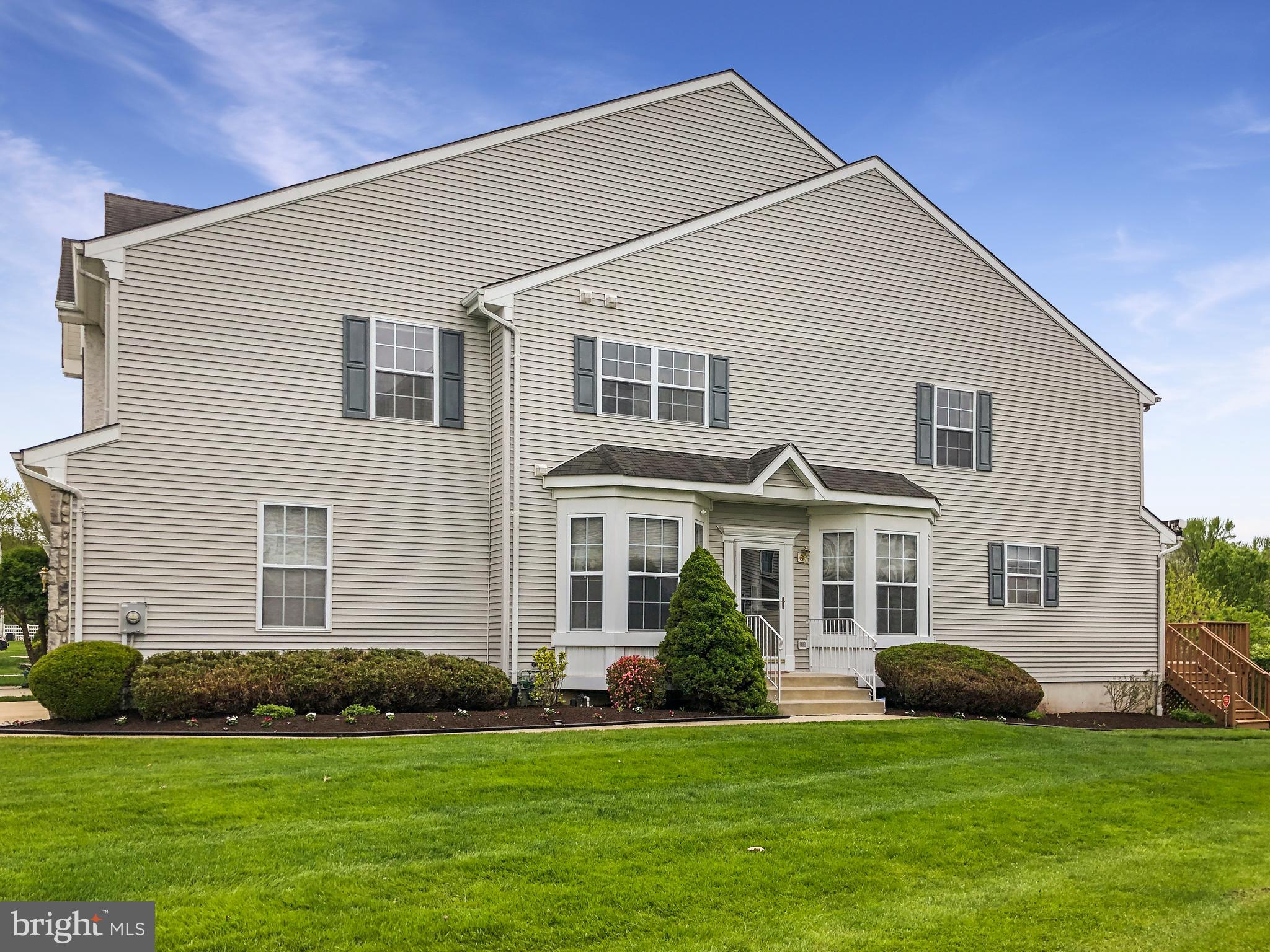 31 Chapel Hill Road Mount Laurel, NJ 08054 - Photo 28 of 33 Side View
