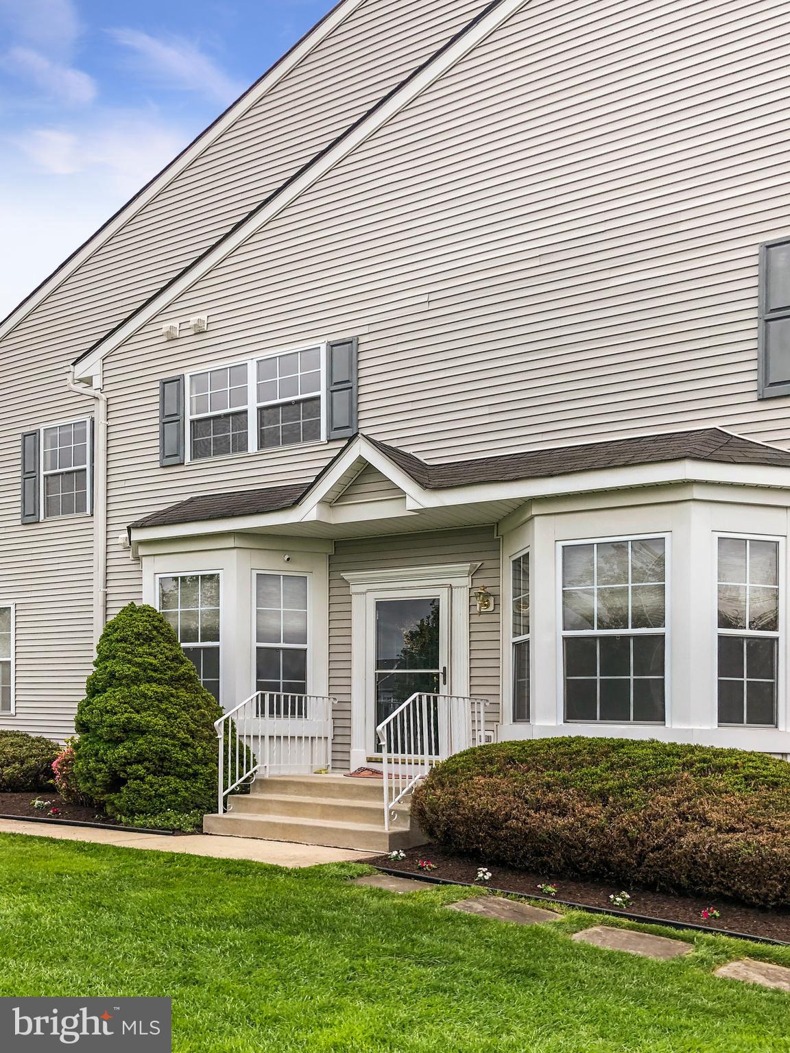 31 Chapel Hill Road Mount Laurel, NJ 08054 - Photo 29 of 33 Side View