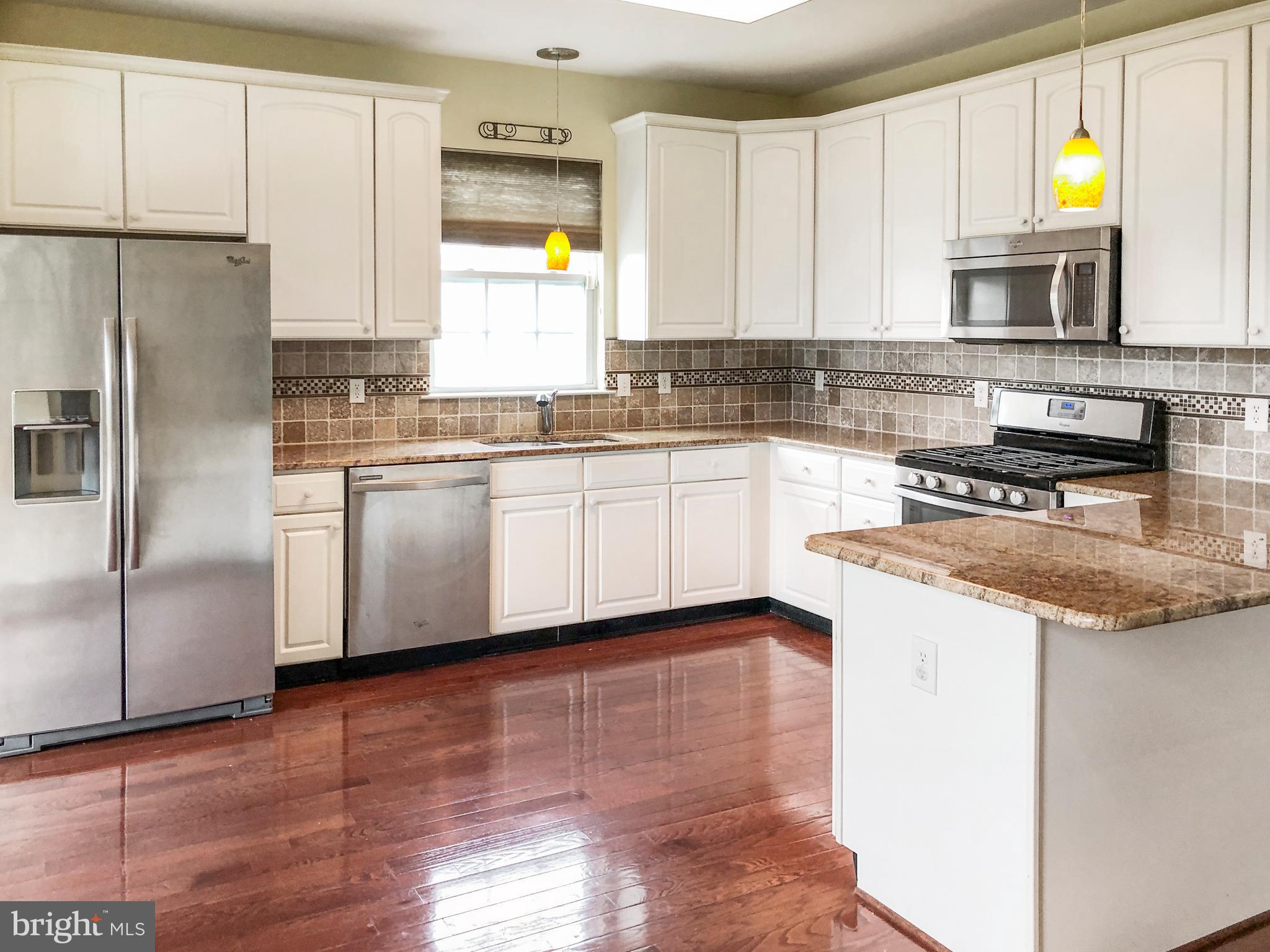 31 Chapel Hill Road Mount Laurel, NJ 08054 - Photo 7 of 33 Kitchen
