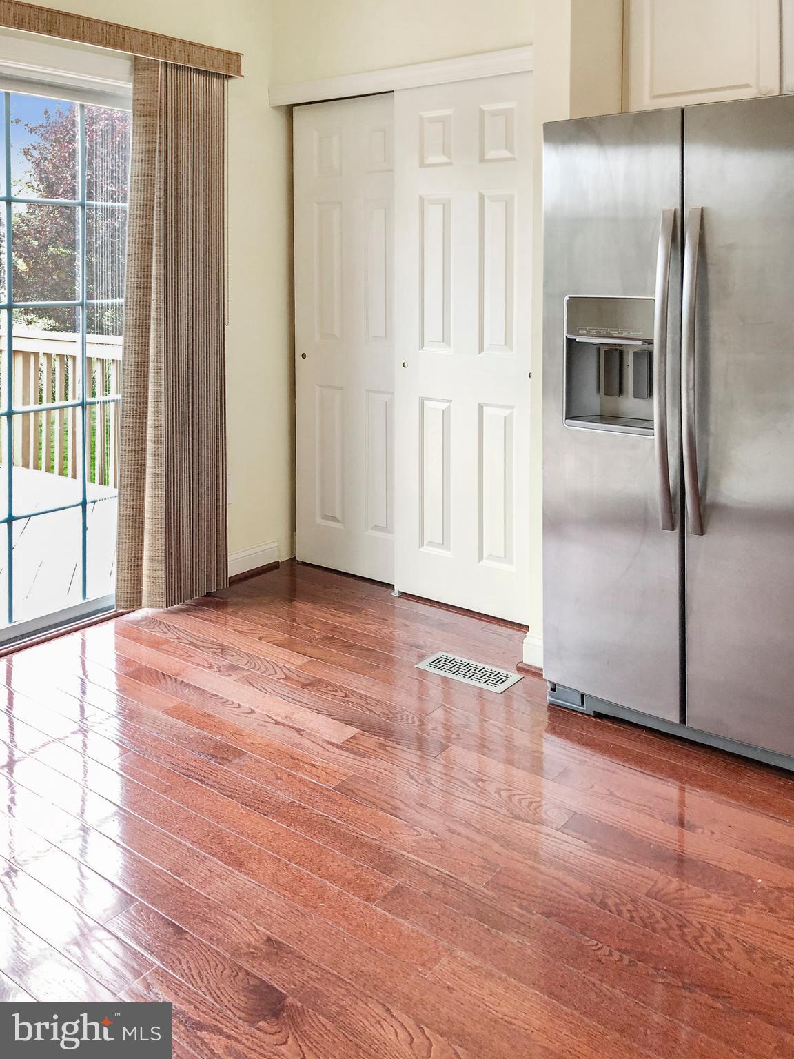 31 Chapel Hill Road Mount Laurel, NJ 08054 - Photo 10 of 33 Kitchen