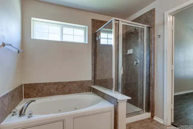 $1,745 | 130 Carmel Drive, Cibolo, TX 78108