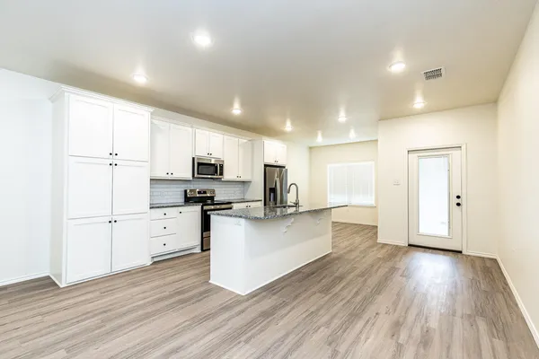 $1,500 | 5549 Lehigh Street, Lubbock, TX 79416