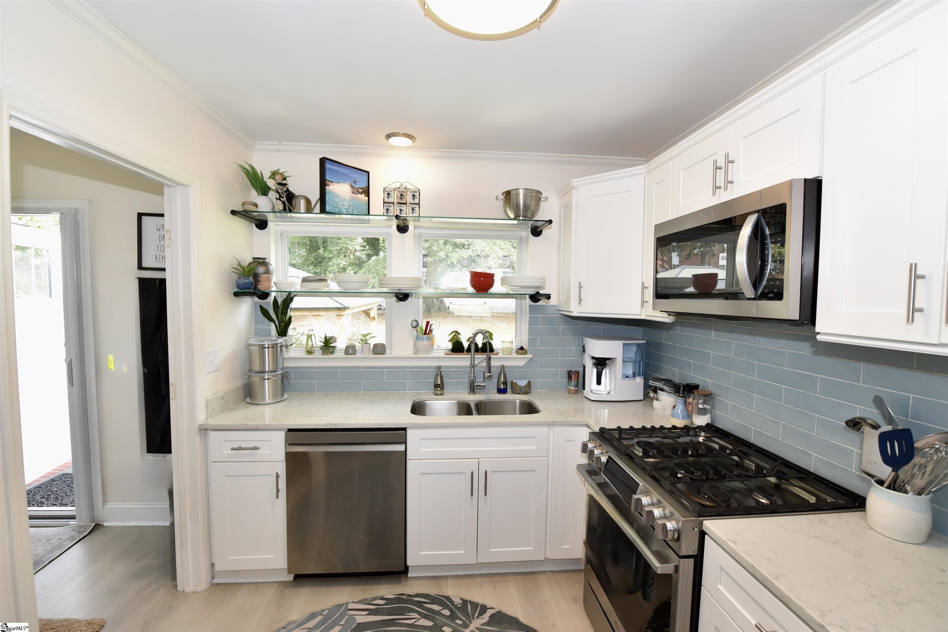 213 South Calhoun Street Greenville, SC 29601 - Photo 14 of 47