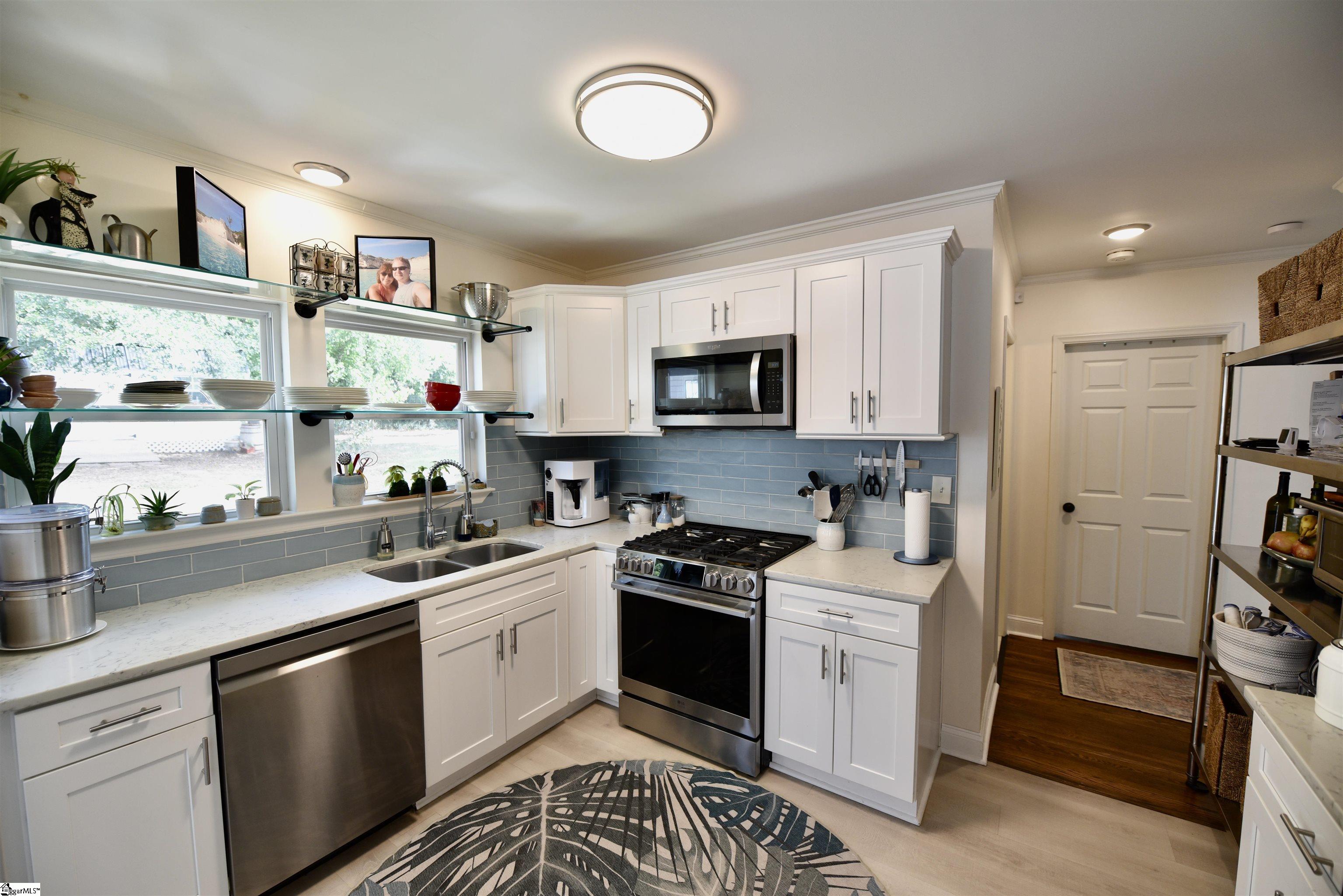 213 South Calhoun Street Greenville, SC 29601 - Photo 18 of 47