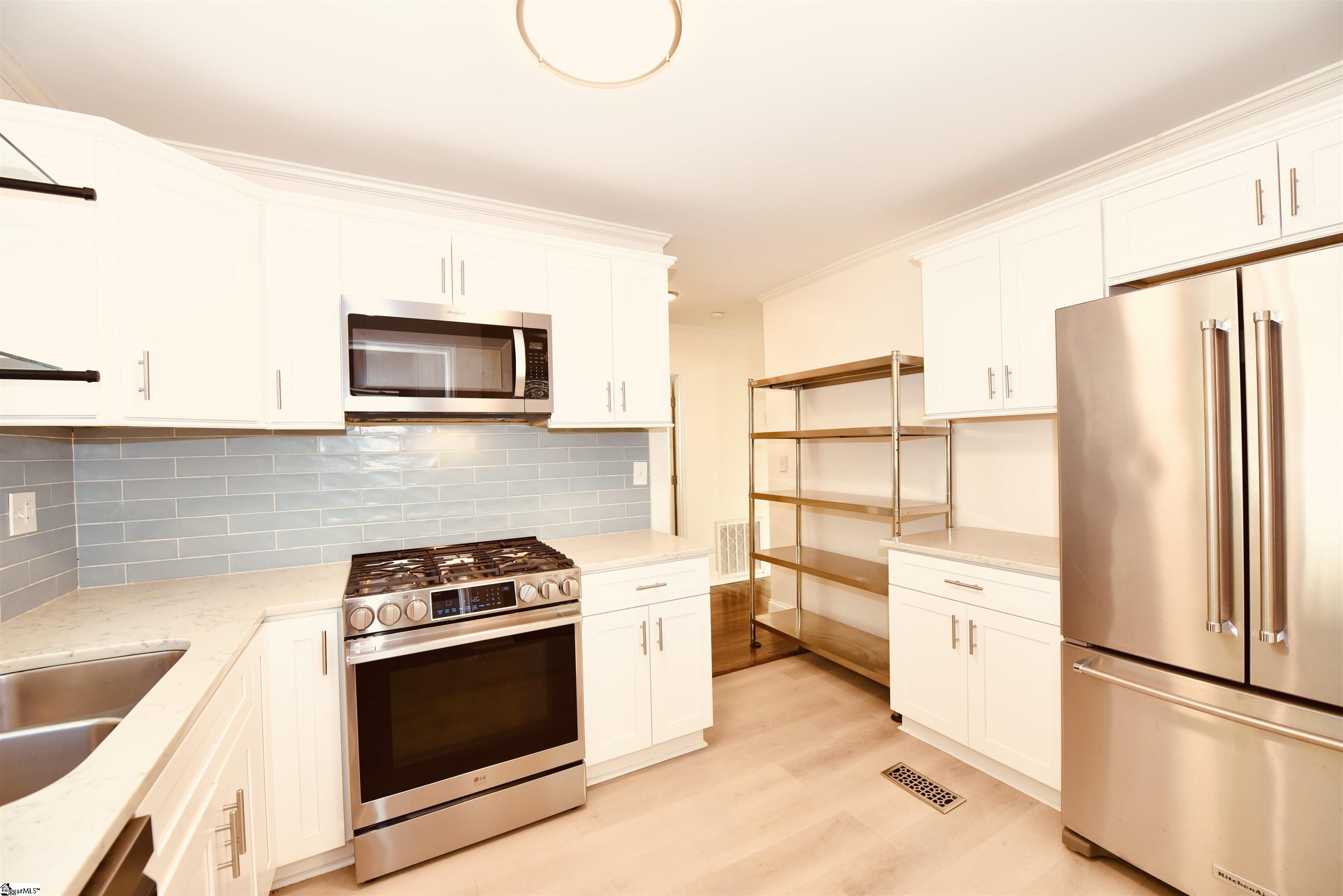 213 South Calhoun Street Greenville, SC 29601 - Photo 27 of 47