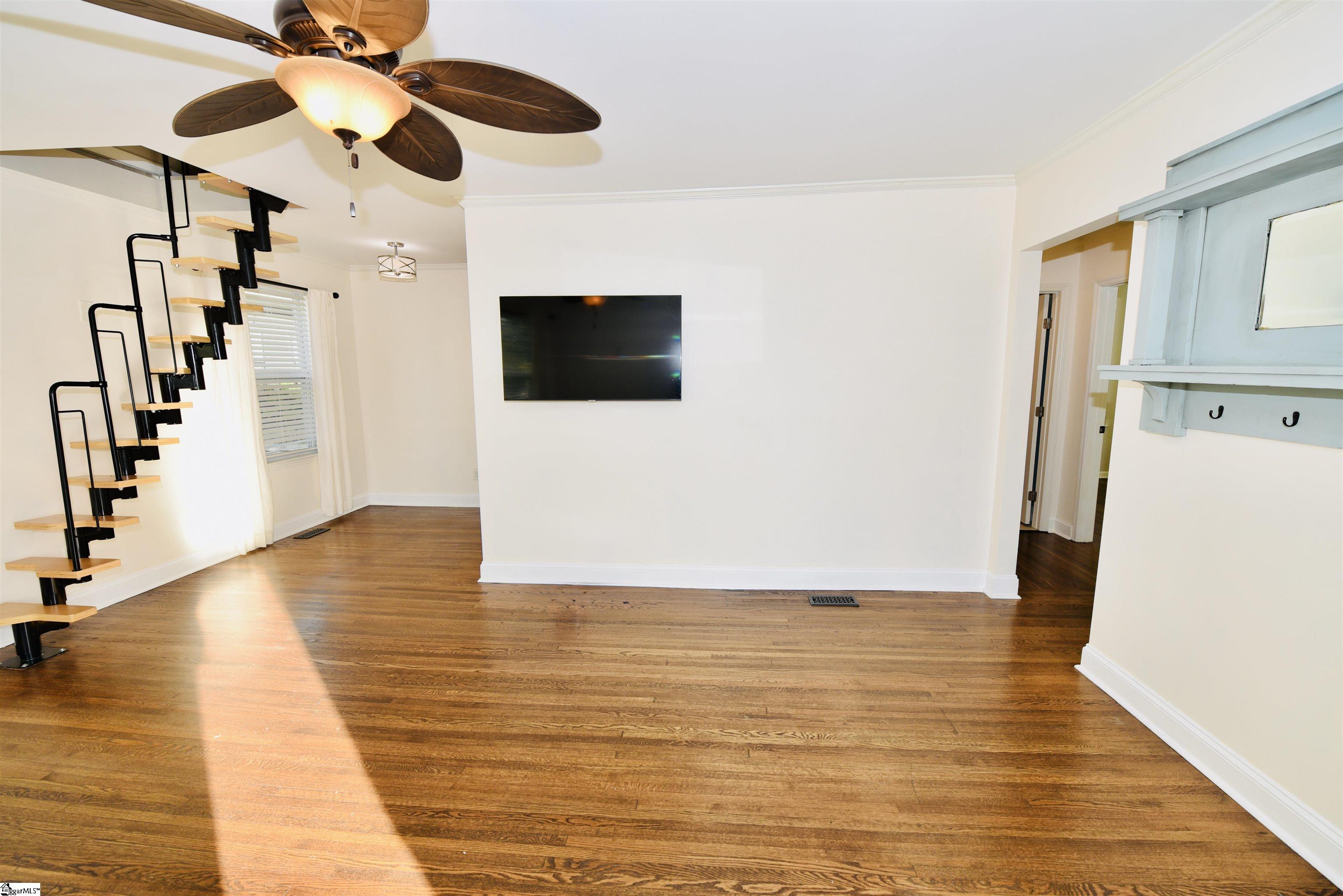 213 South Calhoun Street Greenville, SC 29601 - Photo 32 of 47