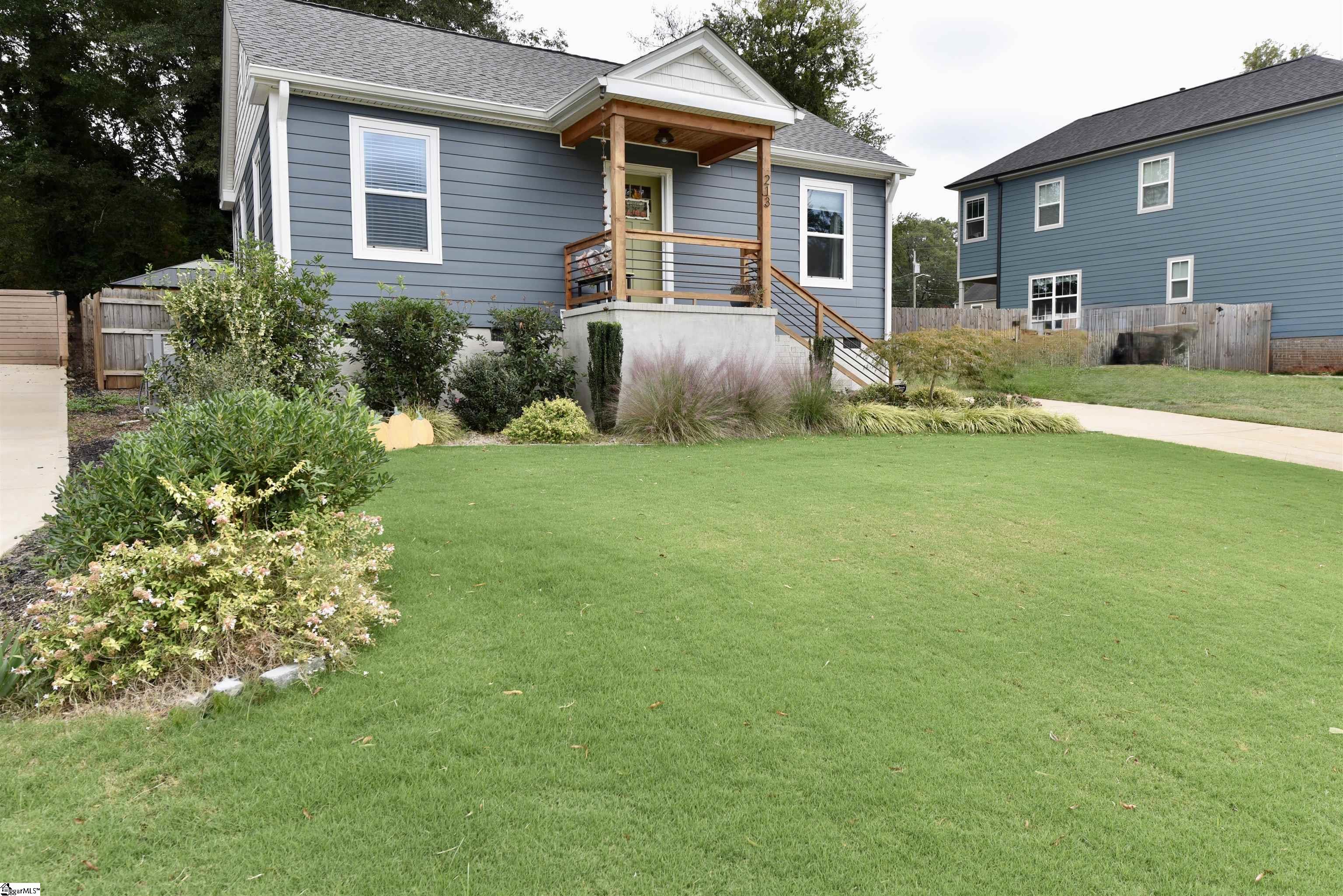 213 South Calhoun Street Greenville, SC 29601 - Photo 6 of 47