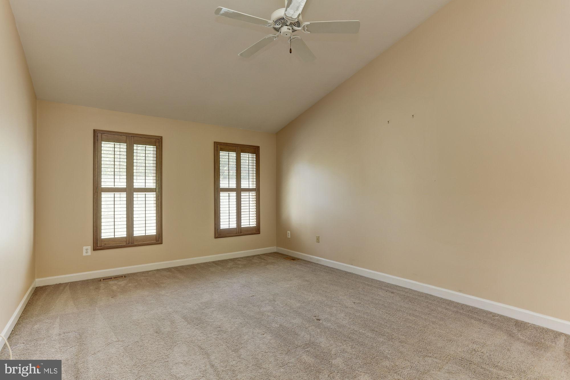 9514 Ridgeview Drive Columbia, MD 21046 - Photo 29 of 60 Primary bedroom with vaulted ceilings
