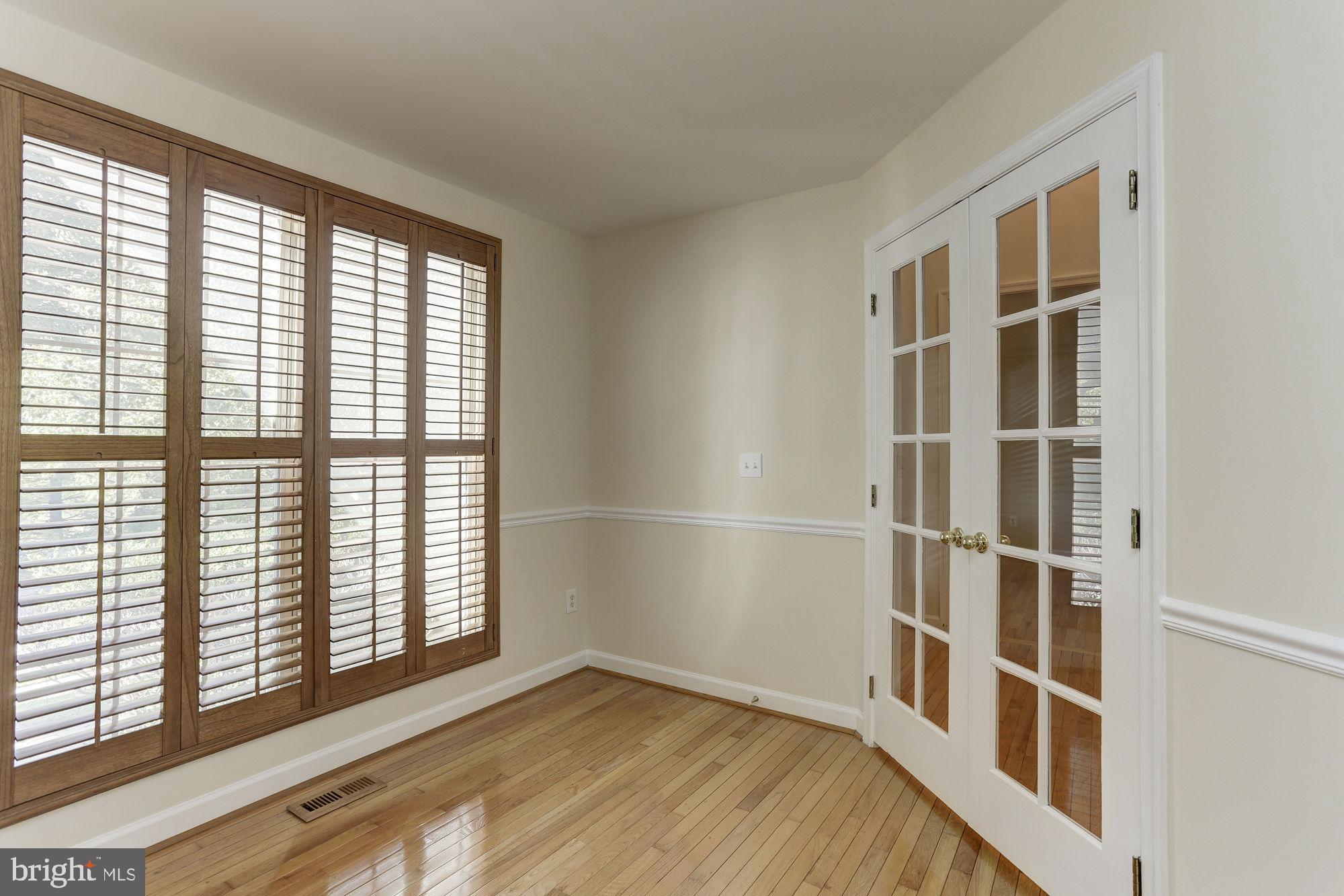 9514 Ridgeview Drive Columbia, MD 21046 - Photo 10 of 60 Gallery Image 10