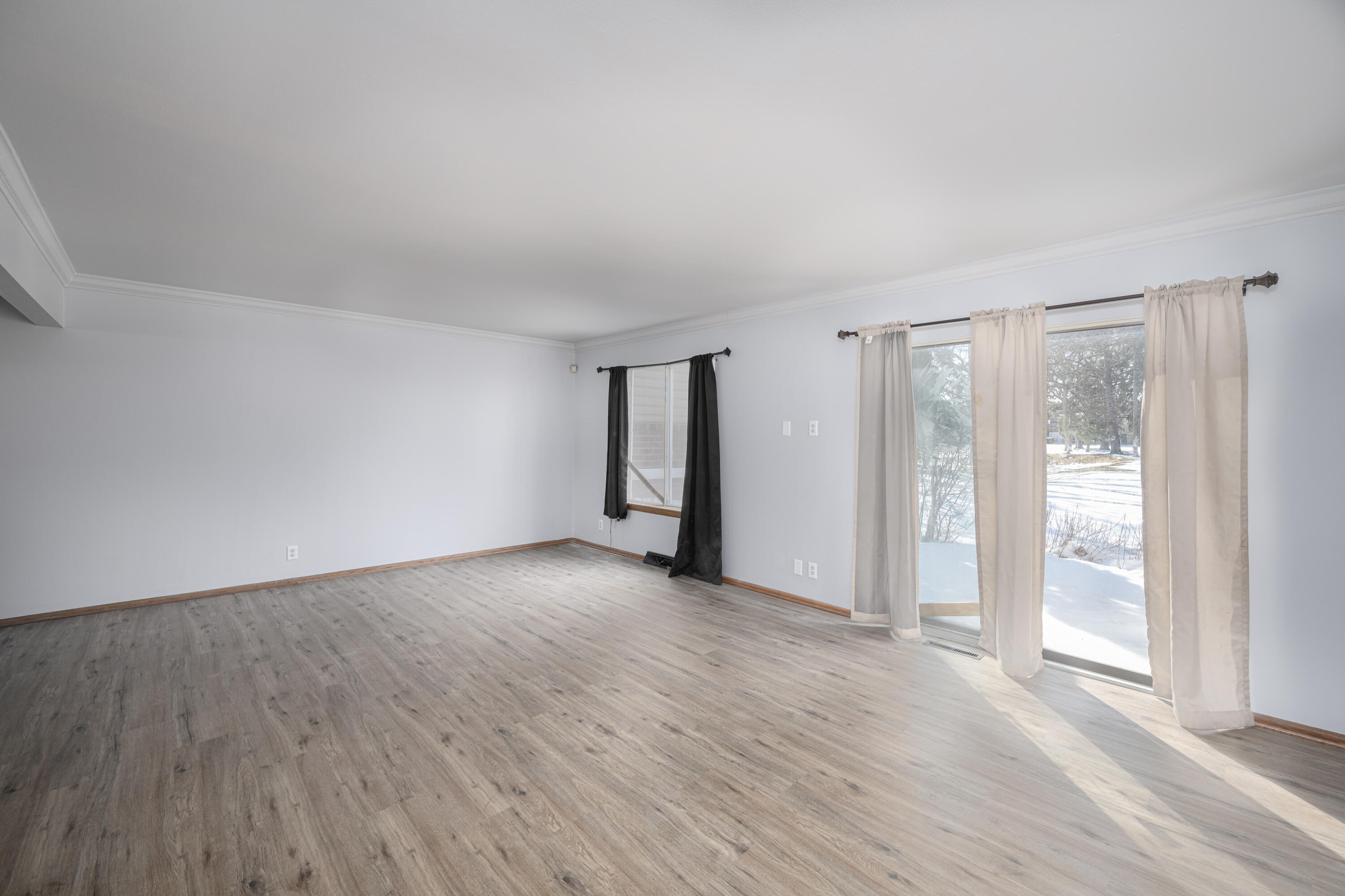 7841 North 60th Street, Unit B Milwaukee, WI 53223 - Photo 10 of 29 60th-5