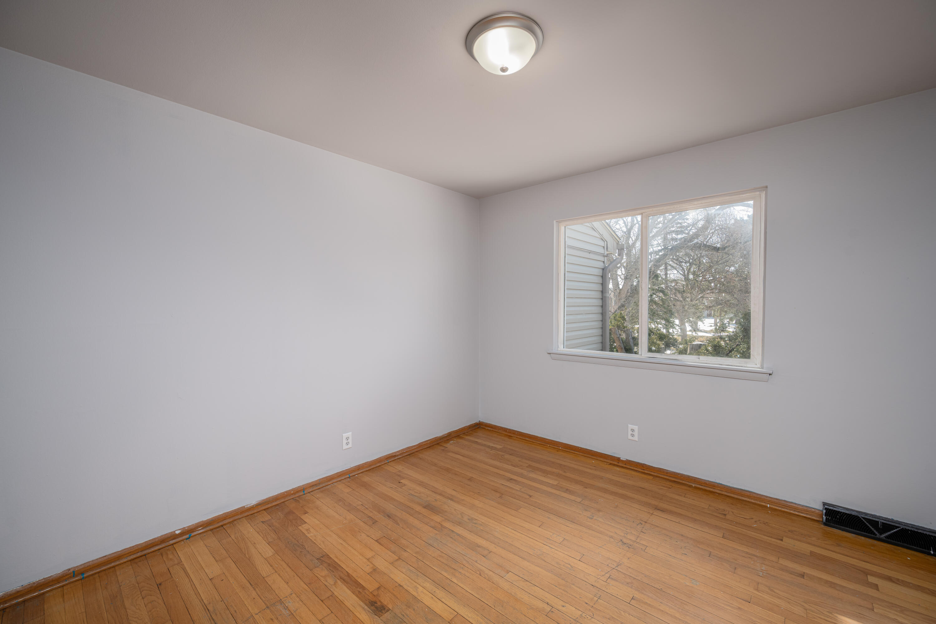 7841 North 60th Street, Unit B Milwaukee, WI 53223 - Photo 15 of 29 60th-13