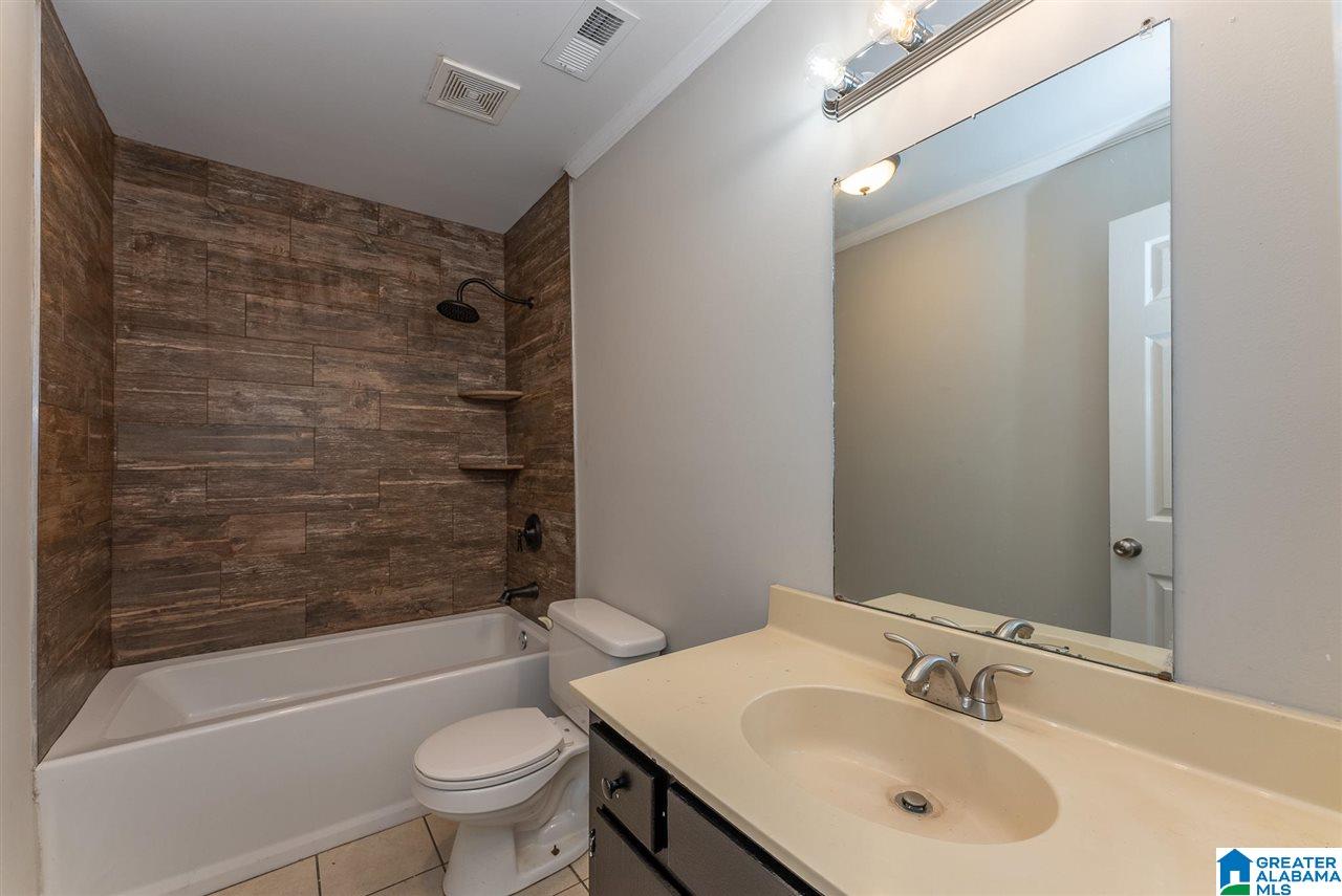 403 7th Avenue Southwest Decatur, AL 35601 - Photo 5 of 10