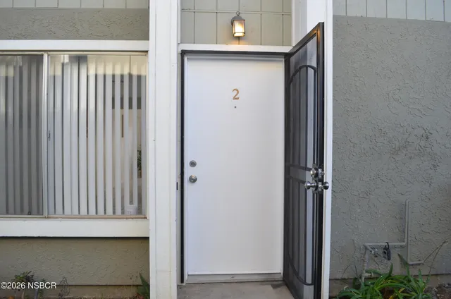 $389,000 | 441 East Park Avenue, Unit 2, Santa Maria, CA 93454