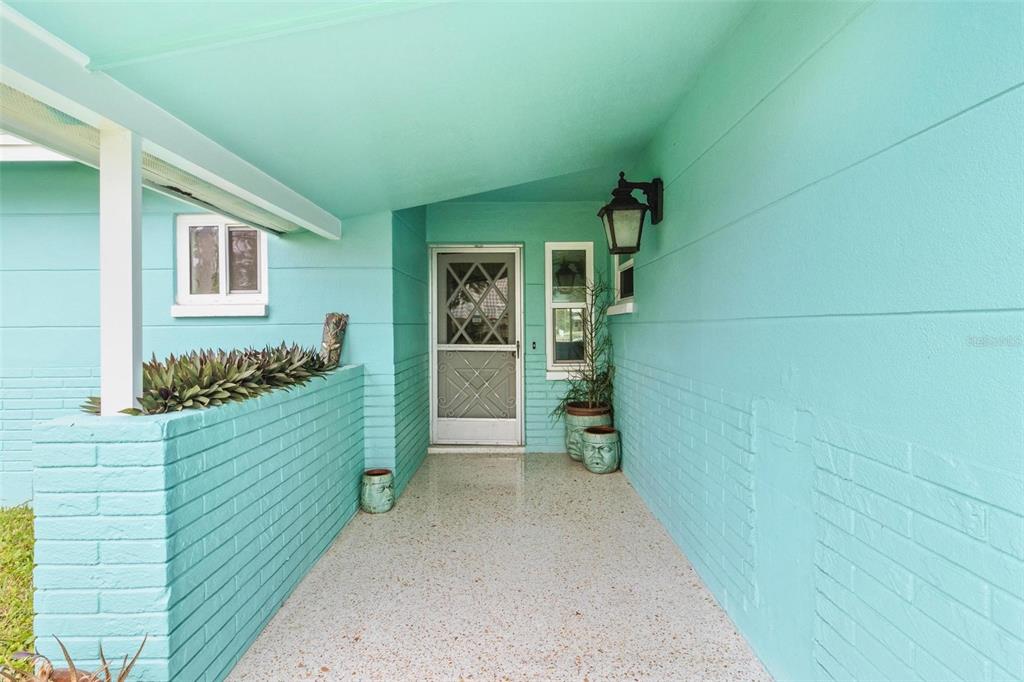 525 Lillian Drive Madeira Beach, FL 33708 - Photo 24 of 29 a view of entryway with interior