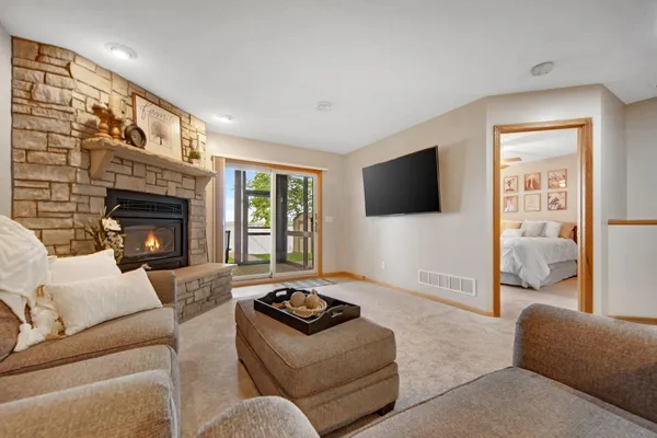 $550,000 | 6824 107th Avenue, Clear Lake, MN 55319