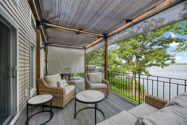 $550,000 | 6824 107th Avenue, Clear Lake, MN 55319