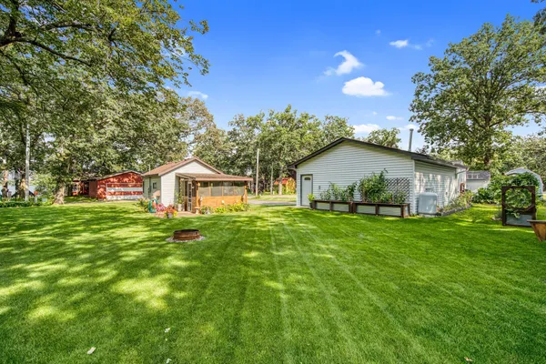 $550,000 | 6824 107th Avenue, Clear Lake, MN 55319