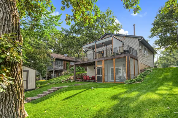 $550,000 | 6824 107th Avenue, Clear Lake, MN 55319