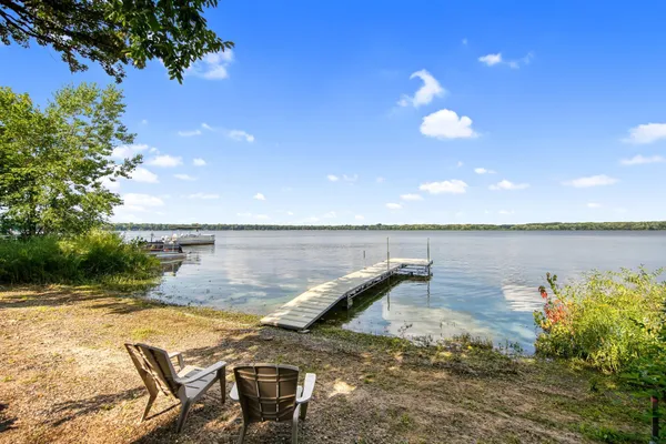 $550,000 | 6824 107th Avenue, Clear Lake, MN 55319