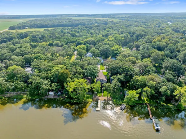 $550,000 | 6824 107th Avenue, Clear Lake, MN 55319